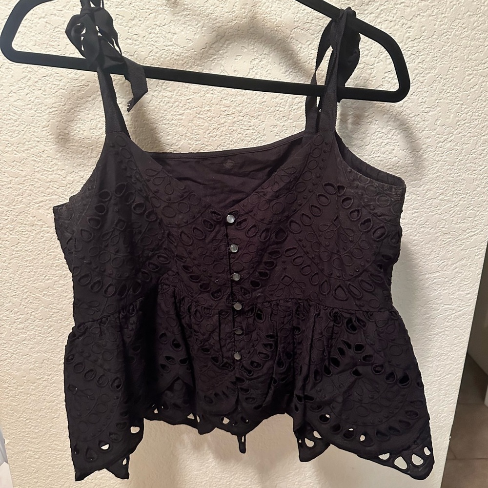 Black lace bow tie straps